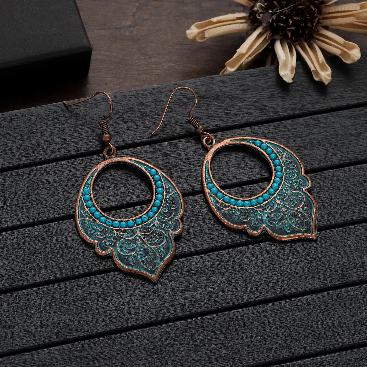 Green Bronze Metal Earrings Hollow Geometry Dangle Earrings for Women Ethnic Vintage Charm Jewelry Brincos Accessories
