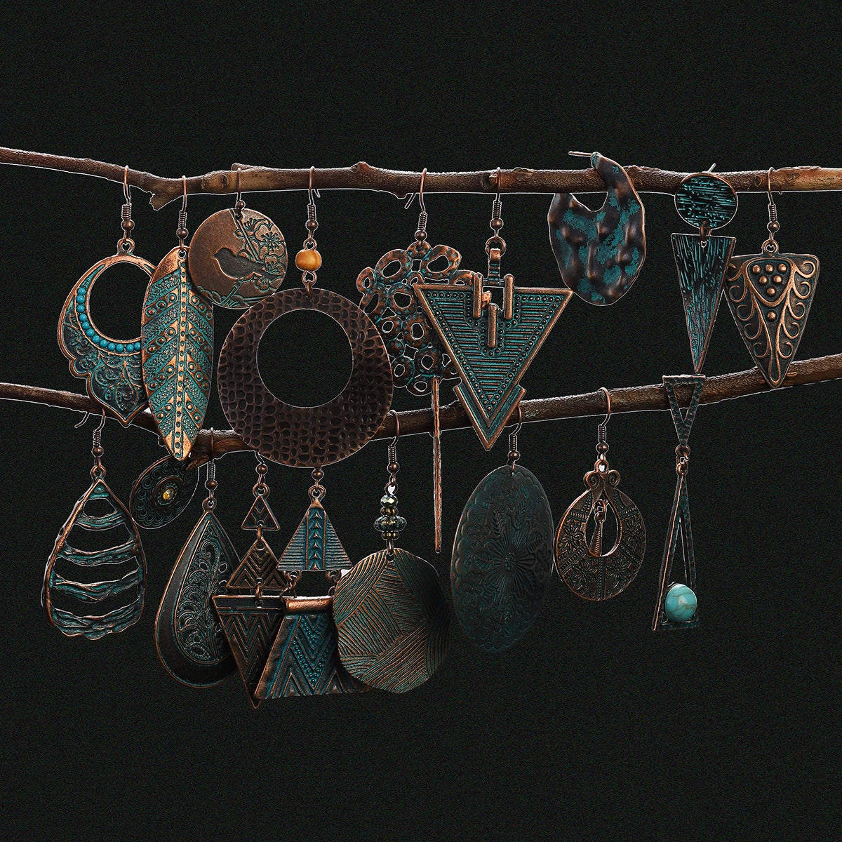 Green Bronze Metal Earrings Hollow Geometry Dangle Earrings for Women Ethnic Vintage Charm Jewelry Brincos Accessories